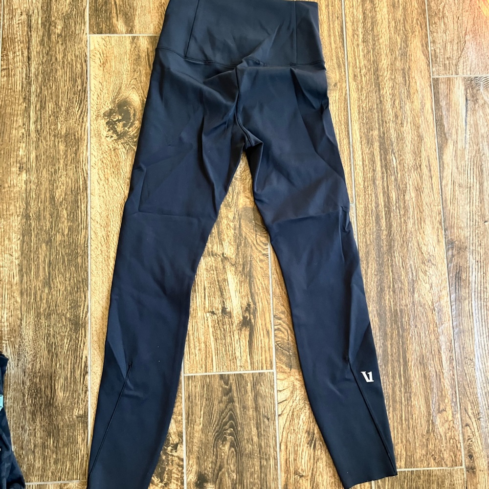 Vuori Black Leggings